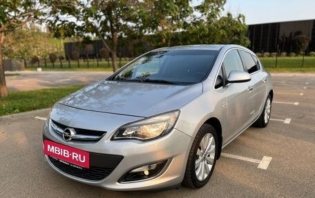 Opel Astra J, 2013 год, 960 000 рублей, 3 фотография