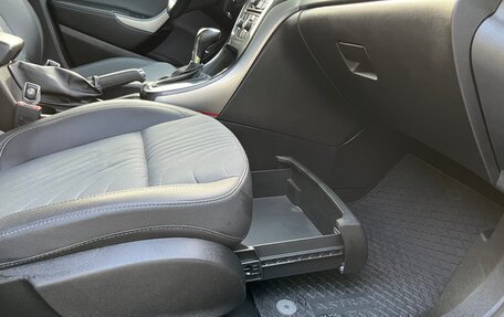 Opel Astra J, 2013 год, 960 000 рублей, 27 фотография