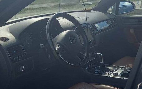Volkswagen Touareg III, 2014 год, 2 850 000 рублей, 3 фотография