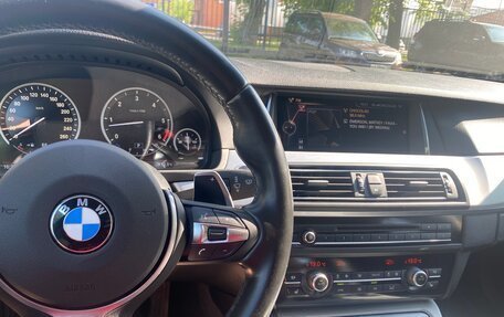 BMW 5 серия, 2016 год, 2 700 000 рублей, 14 фотография