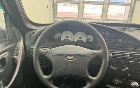 Chevrolet Niva I рестайлинг, 2006 год, 304 000 рублей, 15 фотография