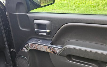 Chevrolet Silverado, 2018 год, 5 500 000 рублей, 16 фотография