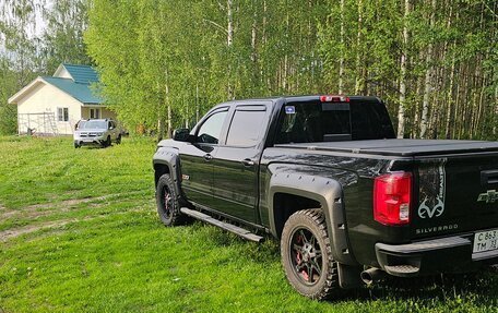 Chevrolet Silverado, 2018 год, 5 500 000 рублей, 6 фотография
