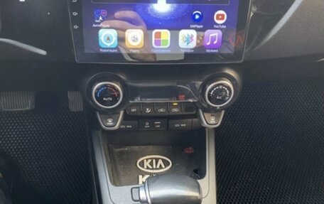 KIA Rio IV, 2017 год, 1 300 000 рублей, 6 фотография