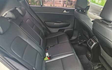 KIA Sportage IV рестайлинг, 2020 год, 2 840 000 рублей, 13 фотография