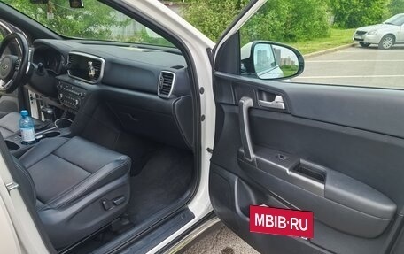 KIA Sportage IV рестайлинг, 2020 год, 2 840 000 рублей, 11 фотография