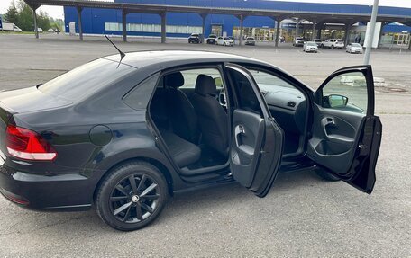Volkswagen Polo VI (EU Market), 2015 год, 900 000 рублей, 14 фотография