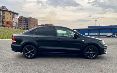 Volkswagen Polo VI (EU Market), 2015 год, 900 000 рублей, 19 фотография