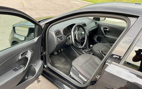 Volkswagen Polo VI (EU Market), 2015 год, 900 000 рублей, 9 фотография
