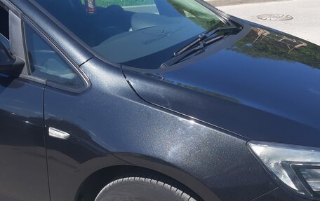 Opel Astra J, 2014 год, 1 050 000 рублей, 2 фотография