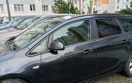 Opel Astra J, 2014 год, 1 050 000 рублей, 18 фотография