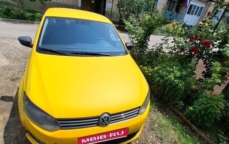 Volkswagen Polo VI (EU Market), 2014 год, 450 000 рублей, 1 фотография