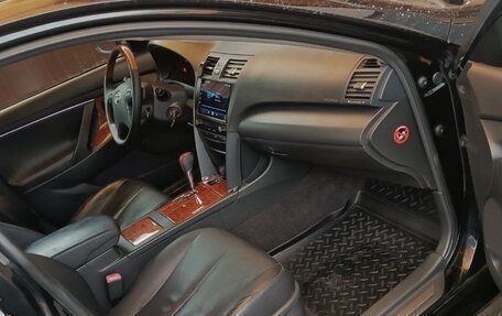 Toyota Camry, 2008 год, 1 200 000 рублей, 11 фотография