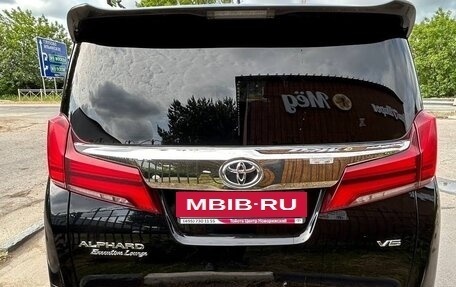 Toyota Alphard III, 2019 год, 4 550 000 рублей, 6 фотография