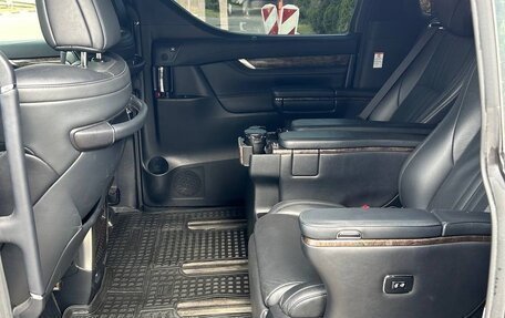 Toyota Alphard III, 2019 год, 4 550 000 рублей, 9 фотография