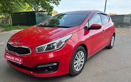 KIA cee'd III, 2016 год, 980 000 рублей, 2 фотография