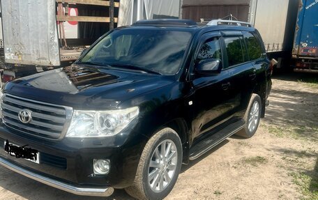 Toyota Land Cruiser 200, 2011 год, 3 300 000 рублей, 6 фотография