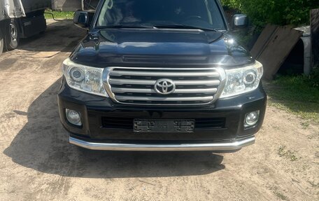 Toyota Land Cruiser 200, 2011 год, 3 300 000 рублей, 5 фотография