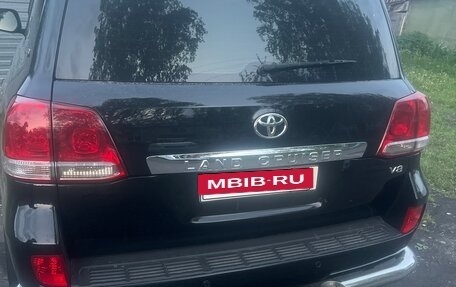 Toyota Land Cruiser 200, 2011 год, 3 300 000 рублей, 7 фотография