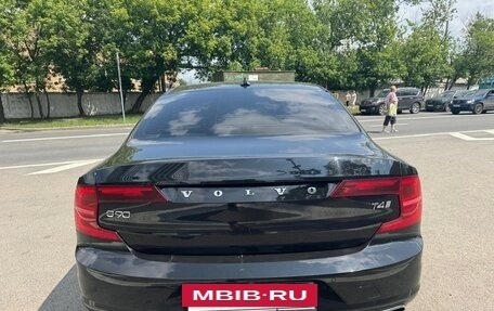 Volvo S90 II рестайлинг, 2020 год, 4 200 000 рублей, 9 фотография