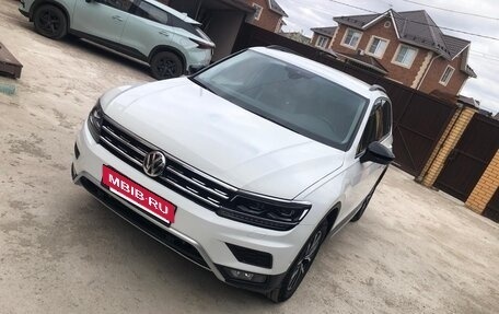 Volkswagen Tiguan II, 2019 год, 2 980 000 рублей, 3 фотография