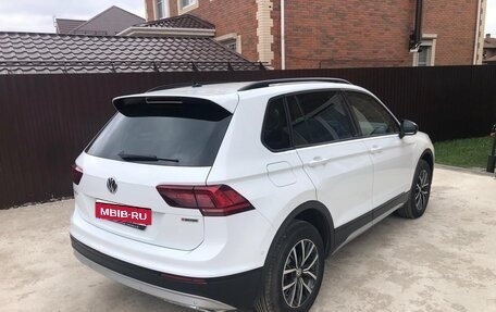 Volkswagen Tiguan II, 2019 год, 2 980 000 рублей, 5 фотография