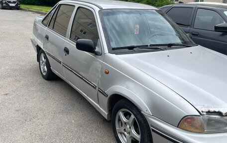 Daewoo Nexia I рестайлинг, 2003 год, 73 000 рублей, 7 фотография