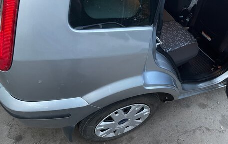 Ford Fusion I, 2005 год, 500 000 рублей, 3 фотография