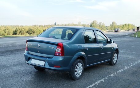 Renault Logan I, 2010 год, 390 000 рублей, 3 фотография