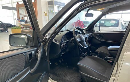 Chevrolet Niva I рестайлинг, 2015 год, 570 000 рублей, 8 фотография