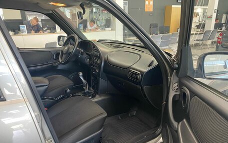 Chevrolet Niva I рестайлинг, 2015 год, 570 000 рублей, 11 фотография