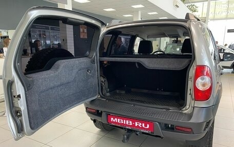 Chevrolet Niva I рестайлинг, 2015 год, 570 000 рублей, 7 фотография