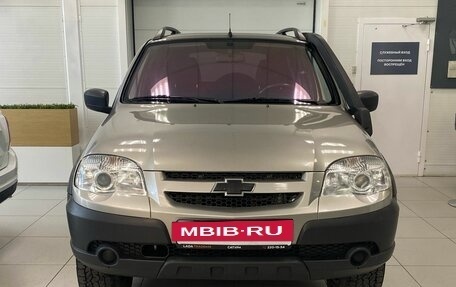 Chevrolet Niva I рестайлинг, 2015 год, 570 000 рублей, 2 фотография