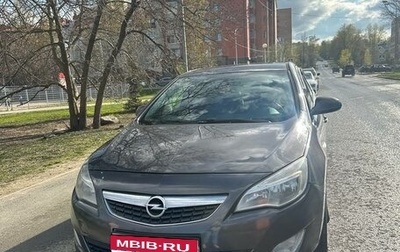 Opel Astra J, 2012 год, 670 000 рублей, 1 фотография