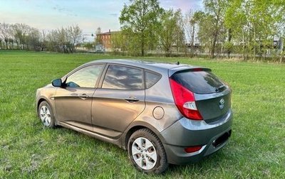 Hyundai Solaris II рестайлинг, 2014 год, 700 000 рублей, 1 фотография