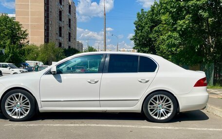 Skoda Superb III рестайлинг, 2012 год, 1 249 000 рублей, 3 фотография