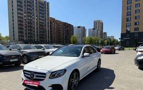 Mercedes-Benz E-Класс, 2019 год, 4 850 000 рублей, 8 фотография