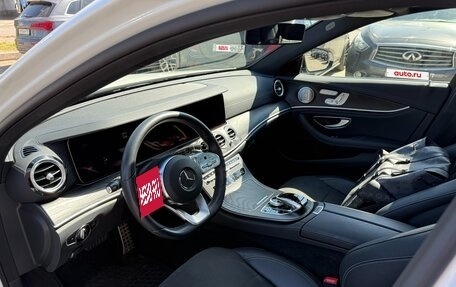 Mercedes-Benz E-Класс, 2019 год, 4 850 000 рублей, 11 фотография