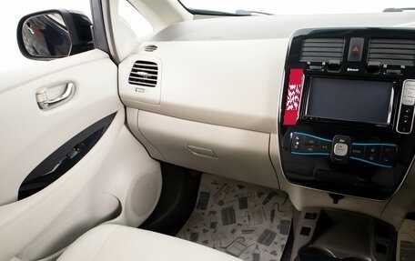 Nissan Leaf I, 2011 год, 629 000 рублей, 23 фотография