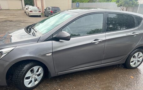 Hyundai Solaris II рестайлинг, 2014 год, 700 000 рублей, 4 фотография