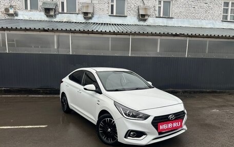 Hyundai Solaris II рестайлинг, 2019 год, 1 550 000 рублей, 3 фотография