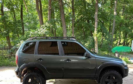 Chevrolet Niva I рестайлинг, 2011 год, 505 000 рублей, 4 фотография