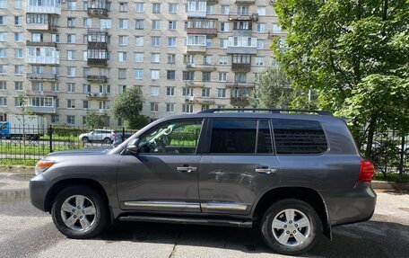 Toyota Land Cruiser 200, 2012 год, 3 750 000 рублей, 2 фотография