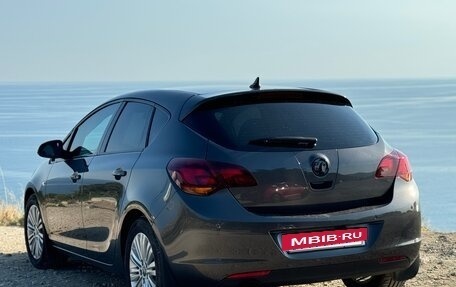 Opel Astra J, 2011 год, 1 200 000 рублей, 5 фотография