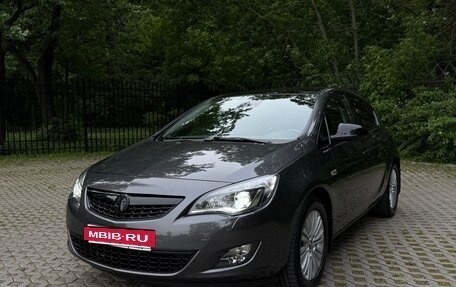 Opel Astra J, 2011 год, 1 200 000 рублей, 12 фотография