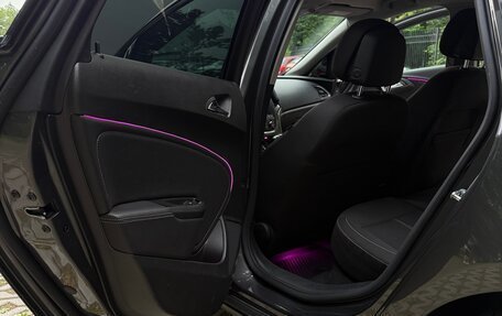 Opel Astra J, 2011 год, 1 200 000 рублей, 26 фотография