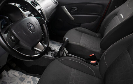 Renault Sandero II рестайлинг, 2016 год, 849 000 рублей, 13 фотография
