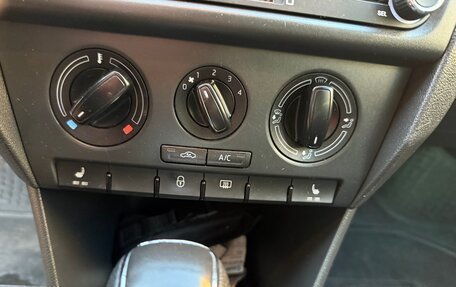 Skoda Rapid I, 2014 год, 950 000 рублей, 22 фотография