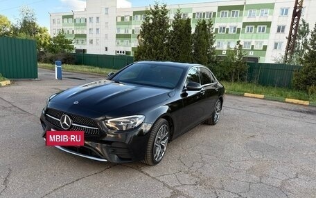 Mercedes-Benz E-Класс, 2020 год, 4 560 000 рублей, 2 фотография