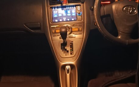 Toyota Auris II, 2009 год, 750 000 рублей, 3 фотография